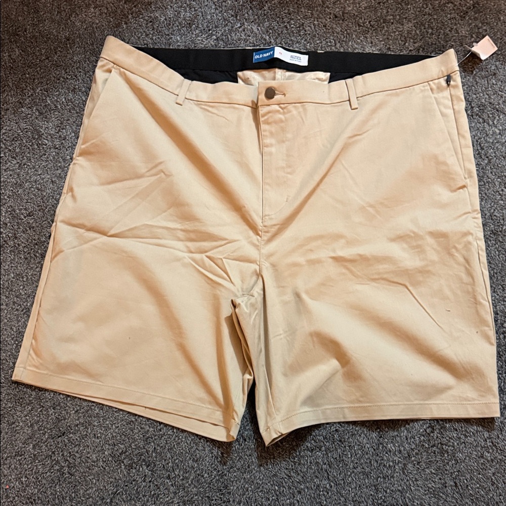Old Navy Men's Beige Flat Front Shorts